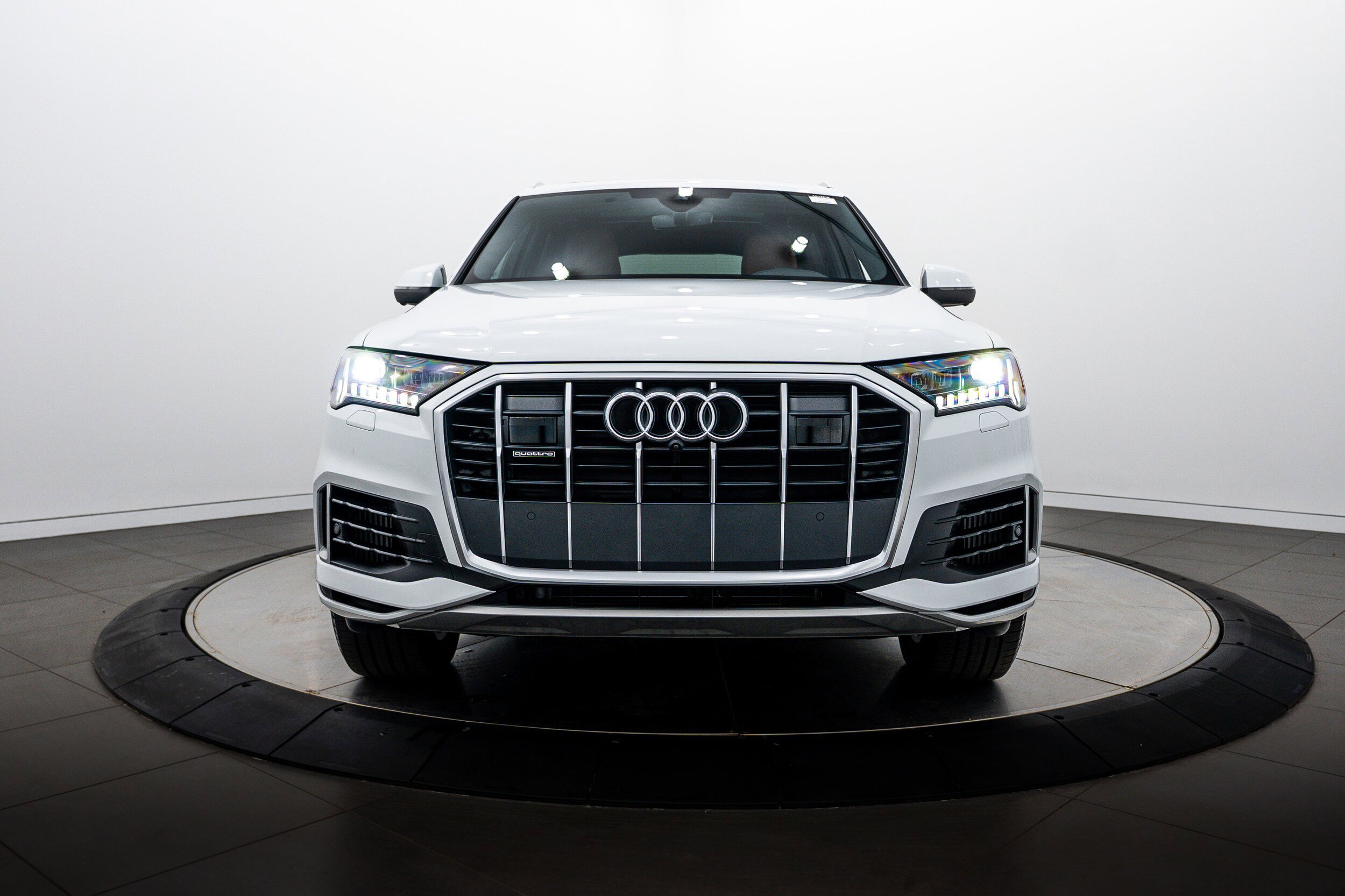 Certified 2023 Audi Q7 3.0T Premium w/ Convenience Package AWD/4WD image 23