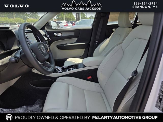 Certified 2026 Volvo XC40 B5 Plus w/ Protection Package Premier AWD/4WD image 14