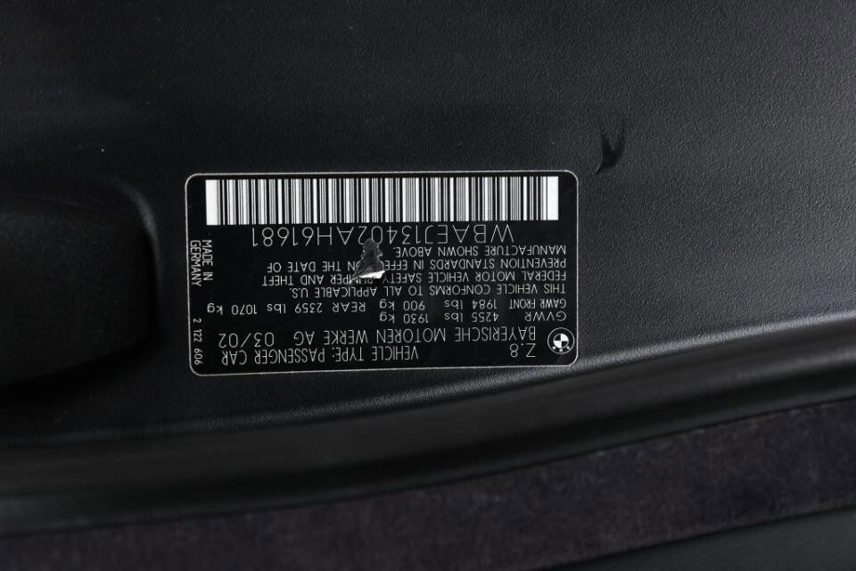 Used 2002 BMW Z8 image 61