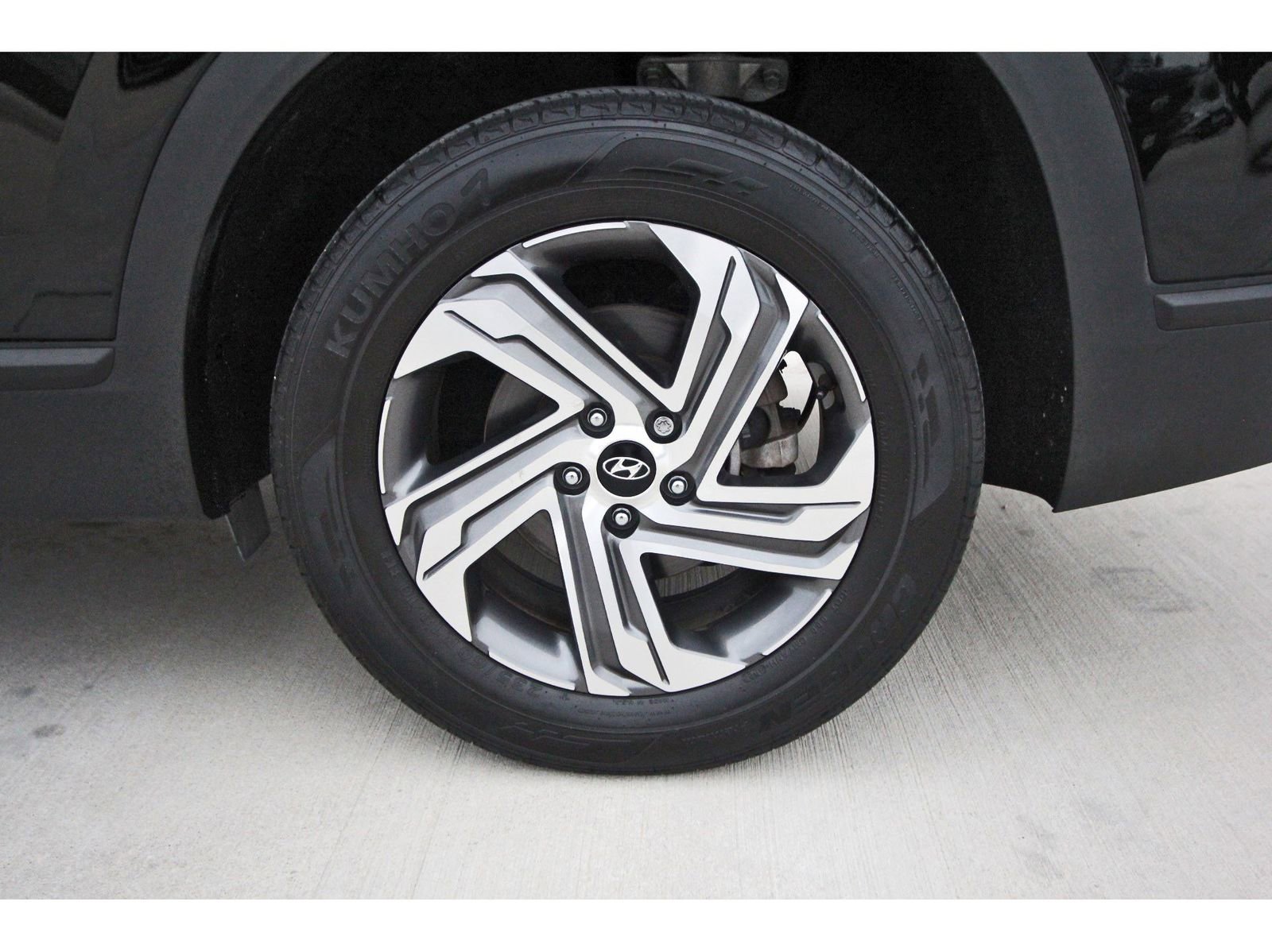 Used 2023 Hyundai Santa Fe SEL image 30