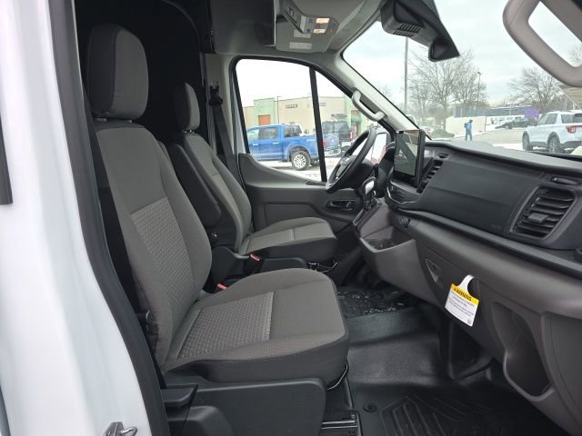 New 2026 Ford Transit 250 148 Medium Roof w/ Load Area Protection Package RWD image 17