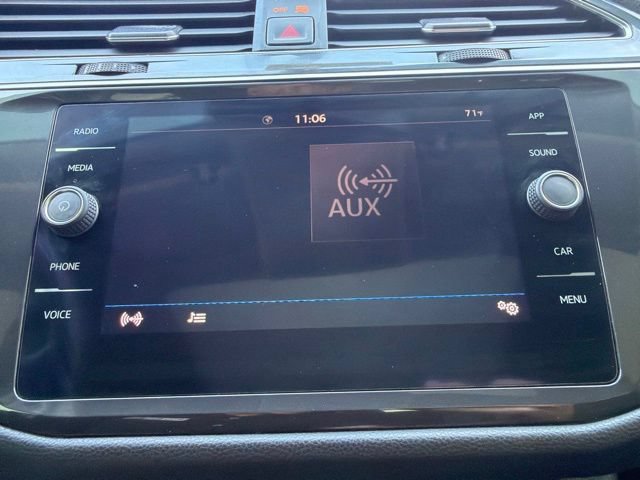 Used 2020 Volkswagen Tiguan SE FWD image 29