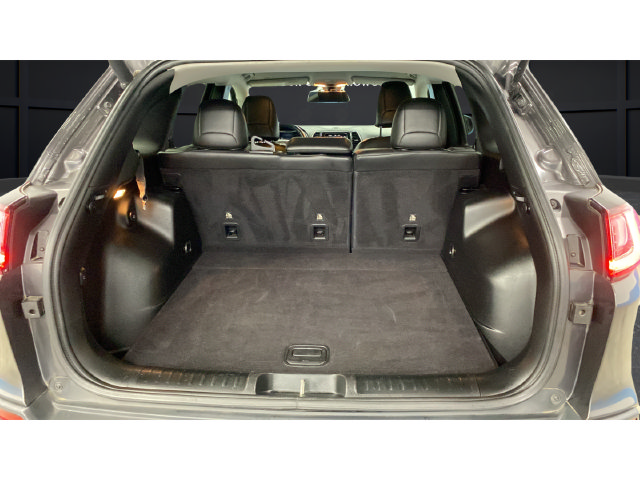 Used 2019 Jeep Cherokee Limited FWD image 26
