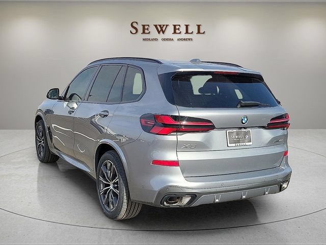 Used 2026 BMW X5 xDrive40i w/ M Sport Package AWD/4WD image 3