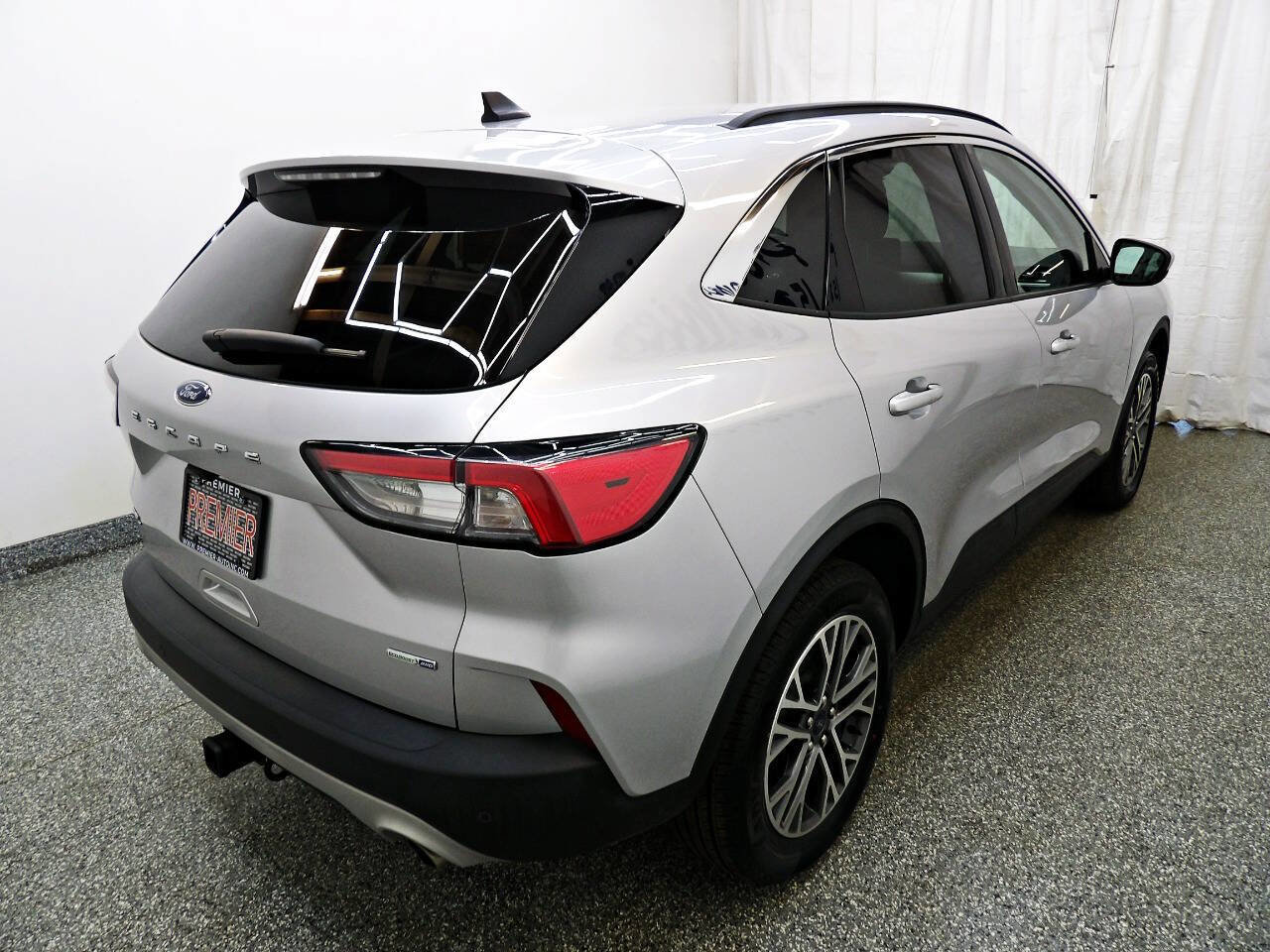 Used 2020 Ford Escape SEL image 6