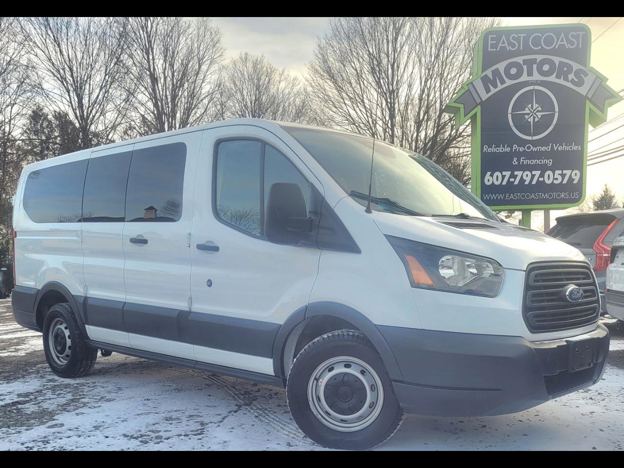 Used 2016 Ford Transit 150 XL image 1