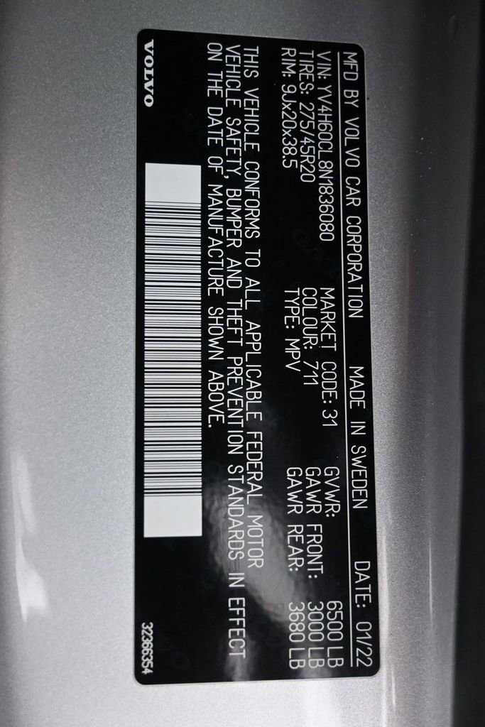 Used 2022 Volvo XC90 T8 Inscription image 9