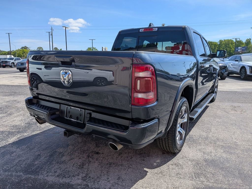 Used 2019 RAM 1500 Laramie w/ Sport Appearance Package AWD/4WD image 4