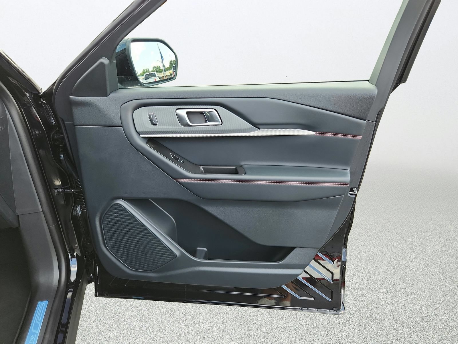 New 2026 Ford Explorer ST-Line AWD/4WD image 29