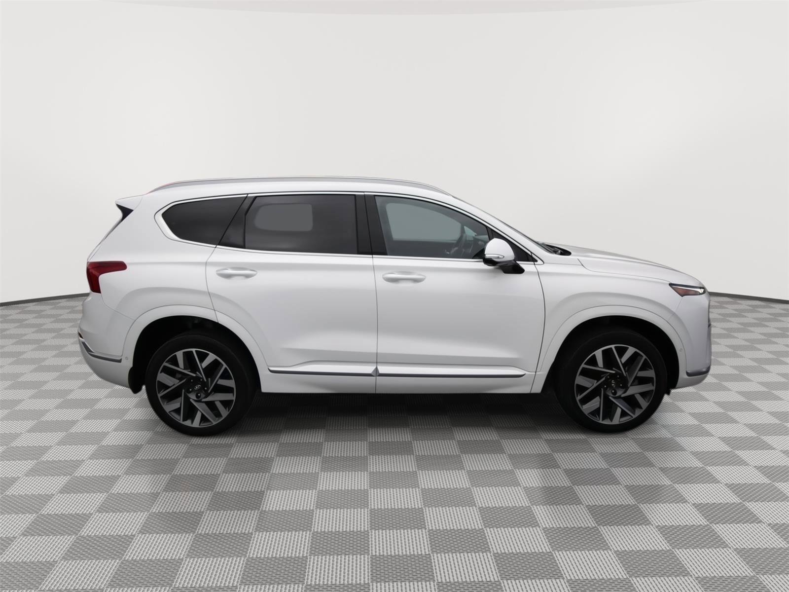 Used 2023 Hyundai Santa Fe Calligraphy AWD/4WD image 4