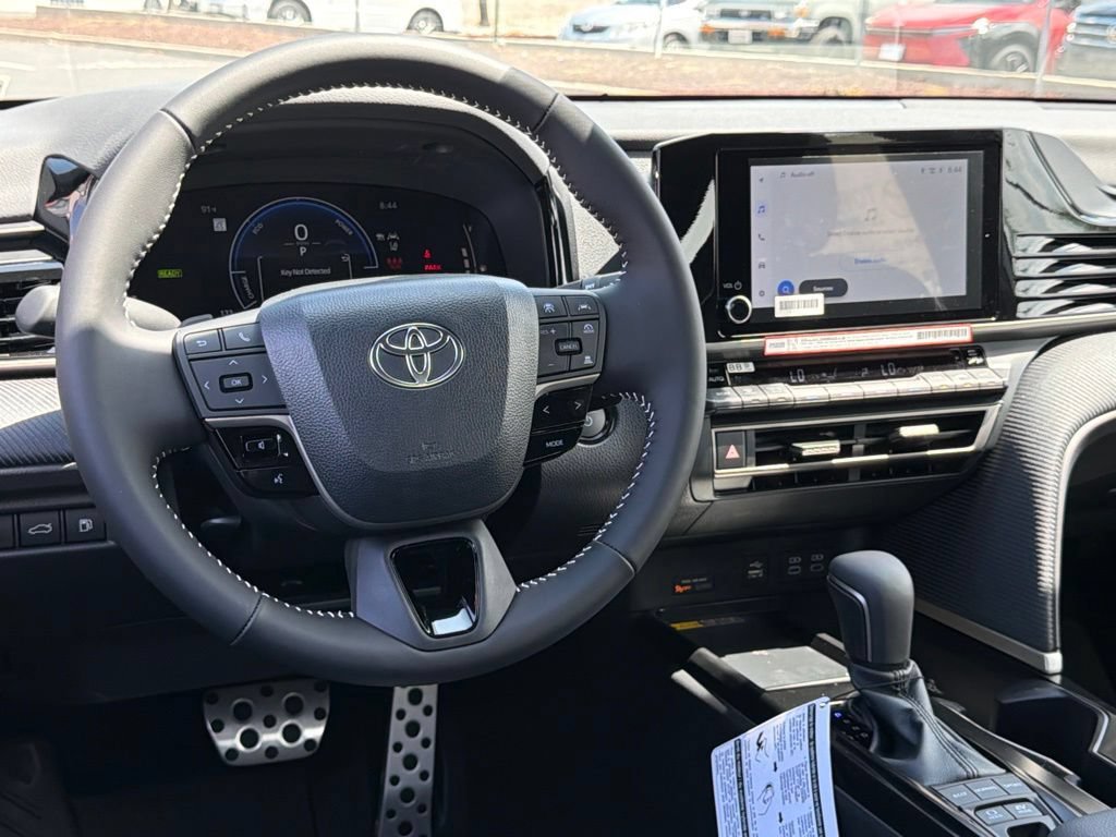 New 2026 Toyota Camry SE FWD image 30