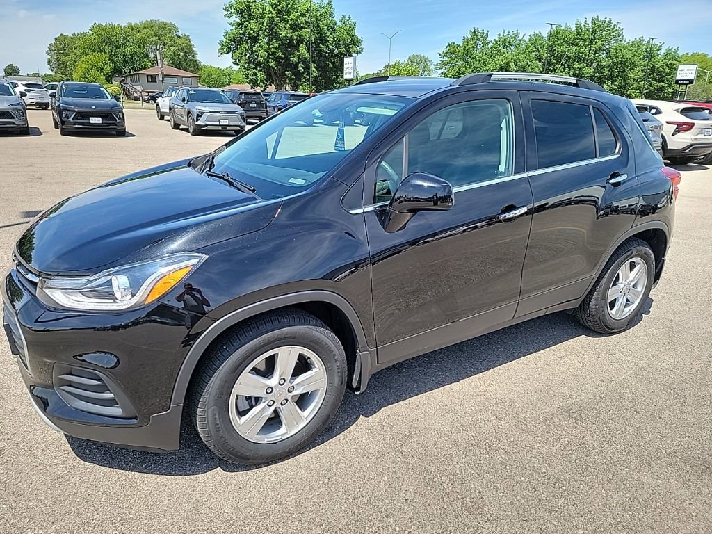 Certified 2019 Chevrolet Trax LT w/ LT Convenience Package FWD image 4