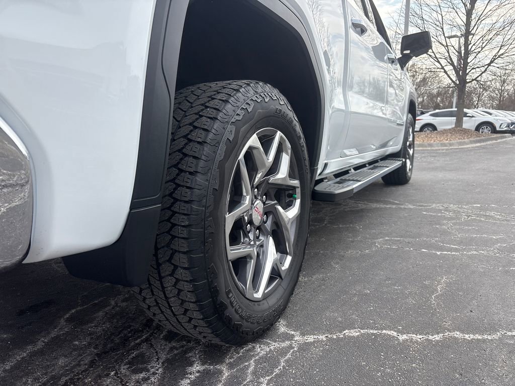 Used 2025 GMC Sierra 1500 SLT w/ SLT Premium Package image 5