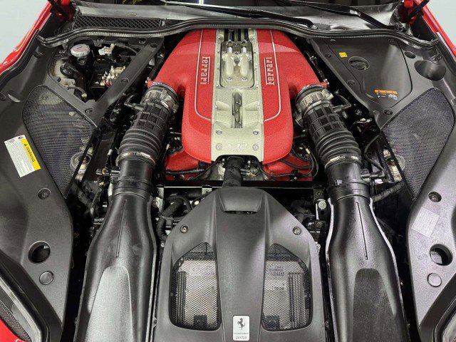 Used 2019 Ferrari 812 Superfast RWD image 65