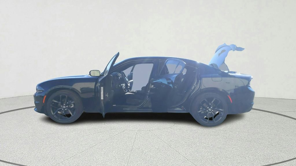 Used 2022 Dodge Charger SXT w/ Blacktop Package image 11