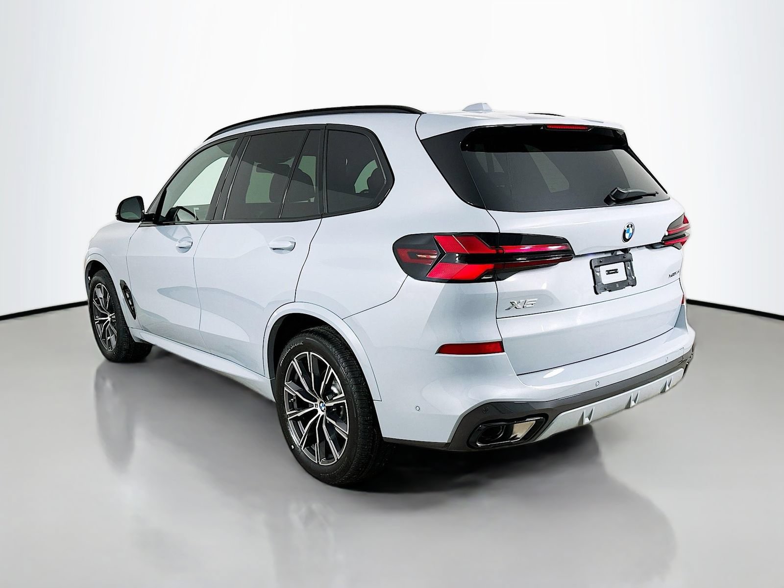 New 2026 BMW X5 xDrive40i AWD/4WD image 7