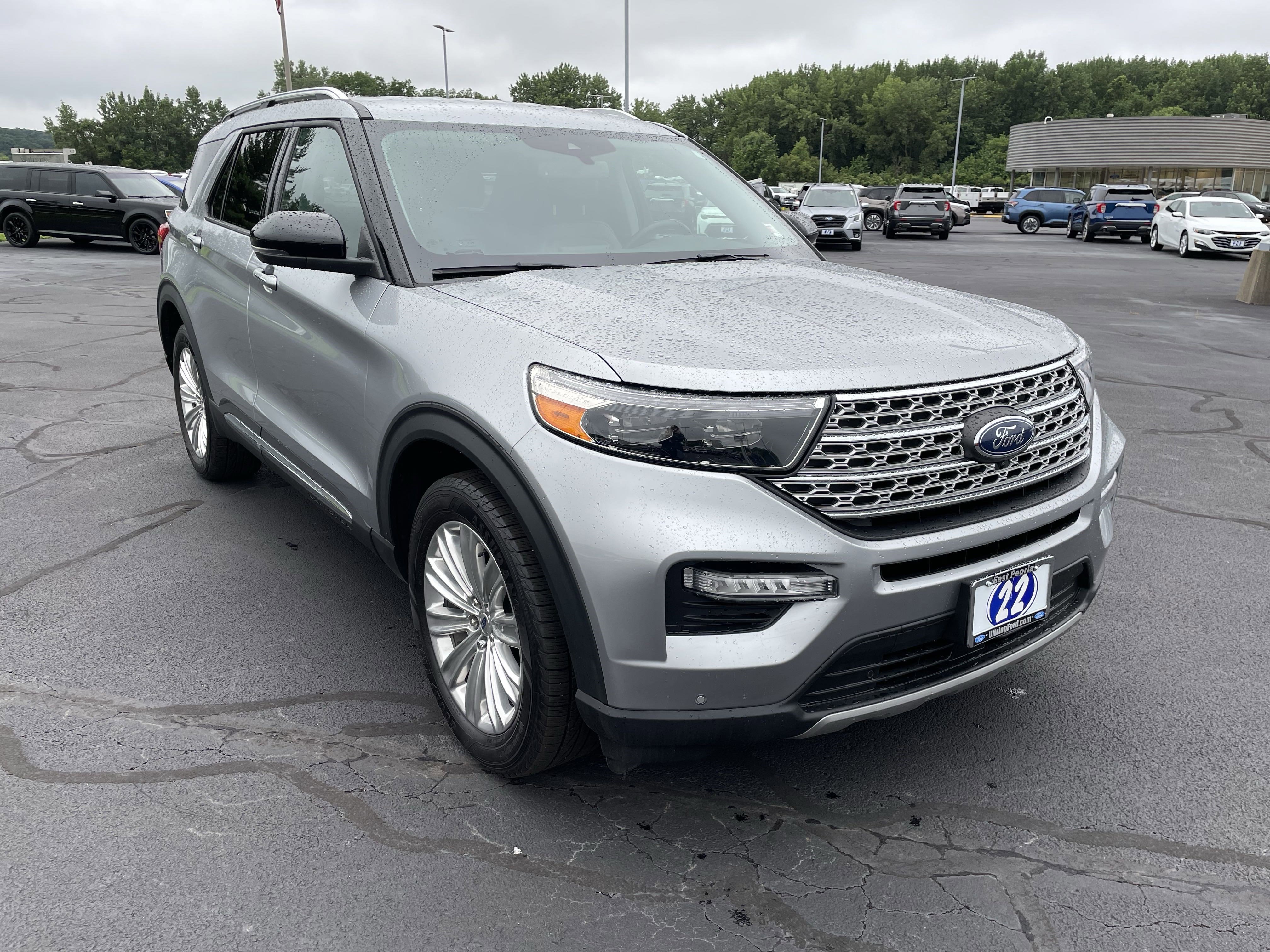 Used 2022 Ford Explorer Limited image 7