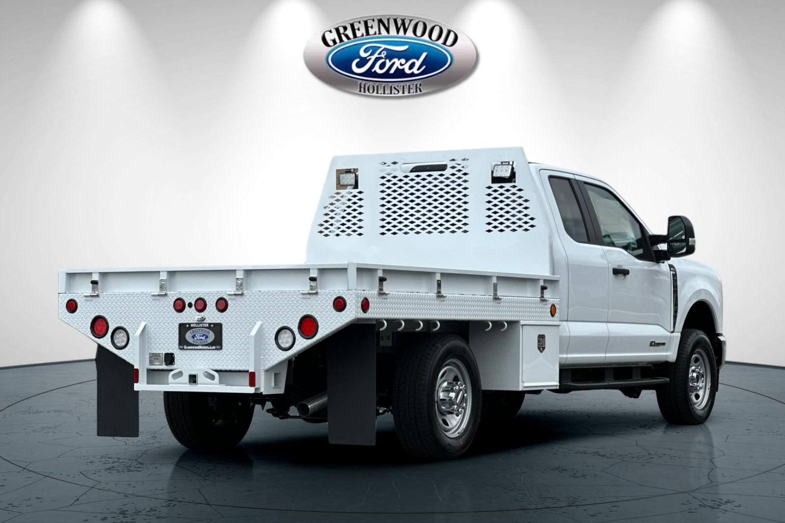 New 2026 Ford F350 XL w/ XL Chrome Package image 4