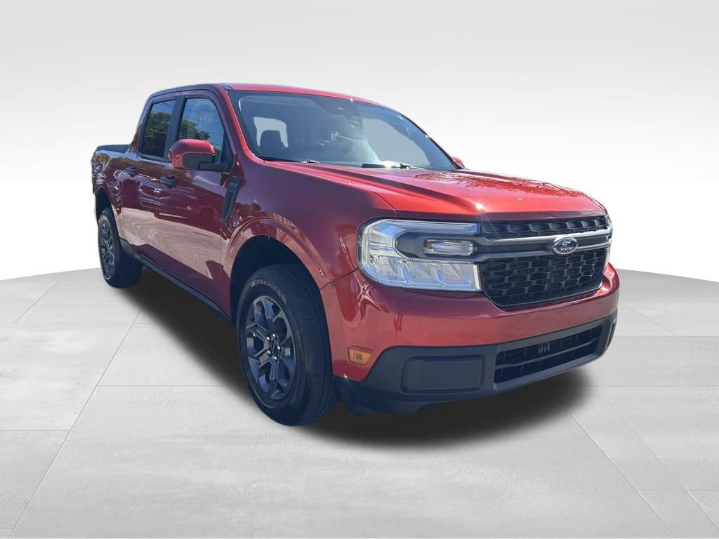 Certified 2022 Ford Maverick XLT w/ XLT Luxury Package image 2