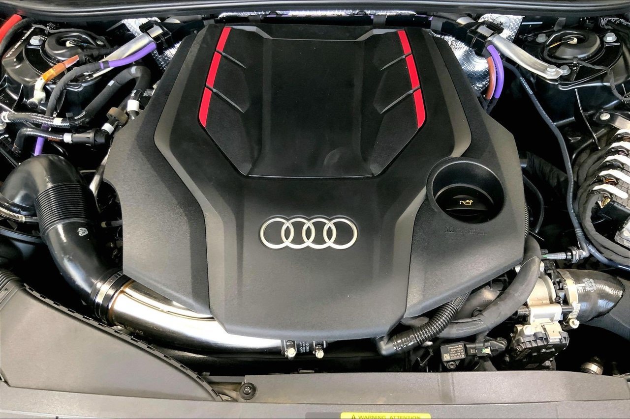 Used 2022 Audi S6 Premium Plus w/ S Sport Package AWD/4WD image 32