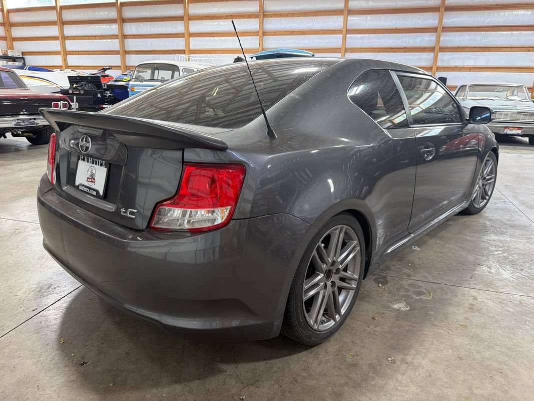 Used 2013 Scion tC FWD image 8