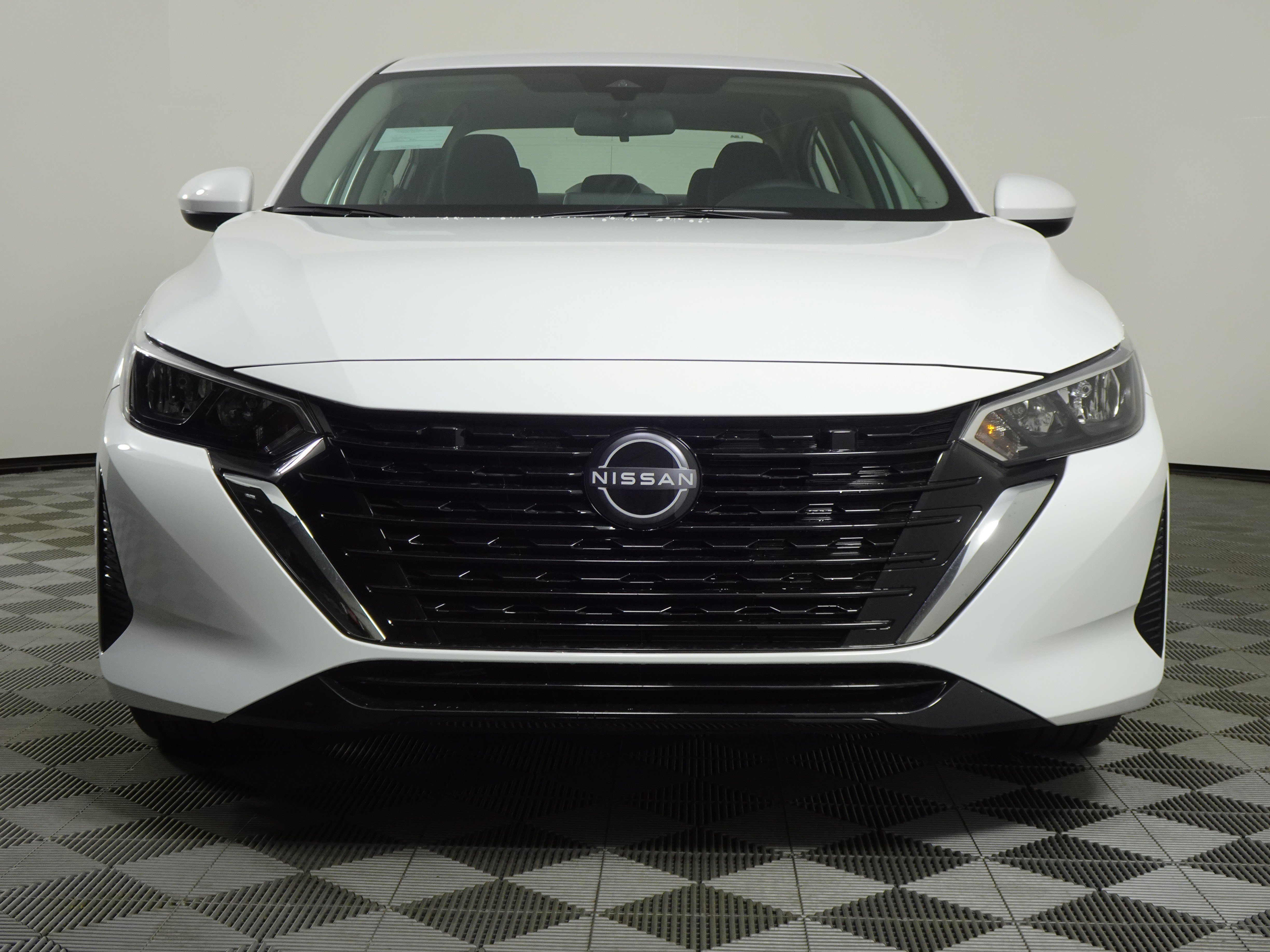 Certified 2025 Nissan Sentra SV w/ All-Weather Package image 16