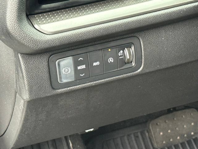 Used 2024 Chevrolet Traverse LS w/ Midnight/Sport Edition AWD/4WD image 22