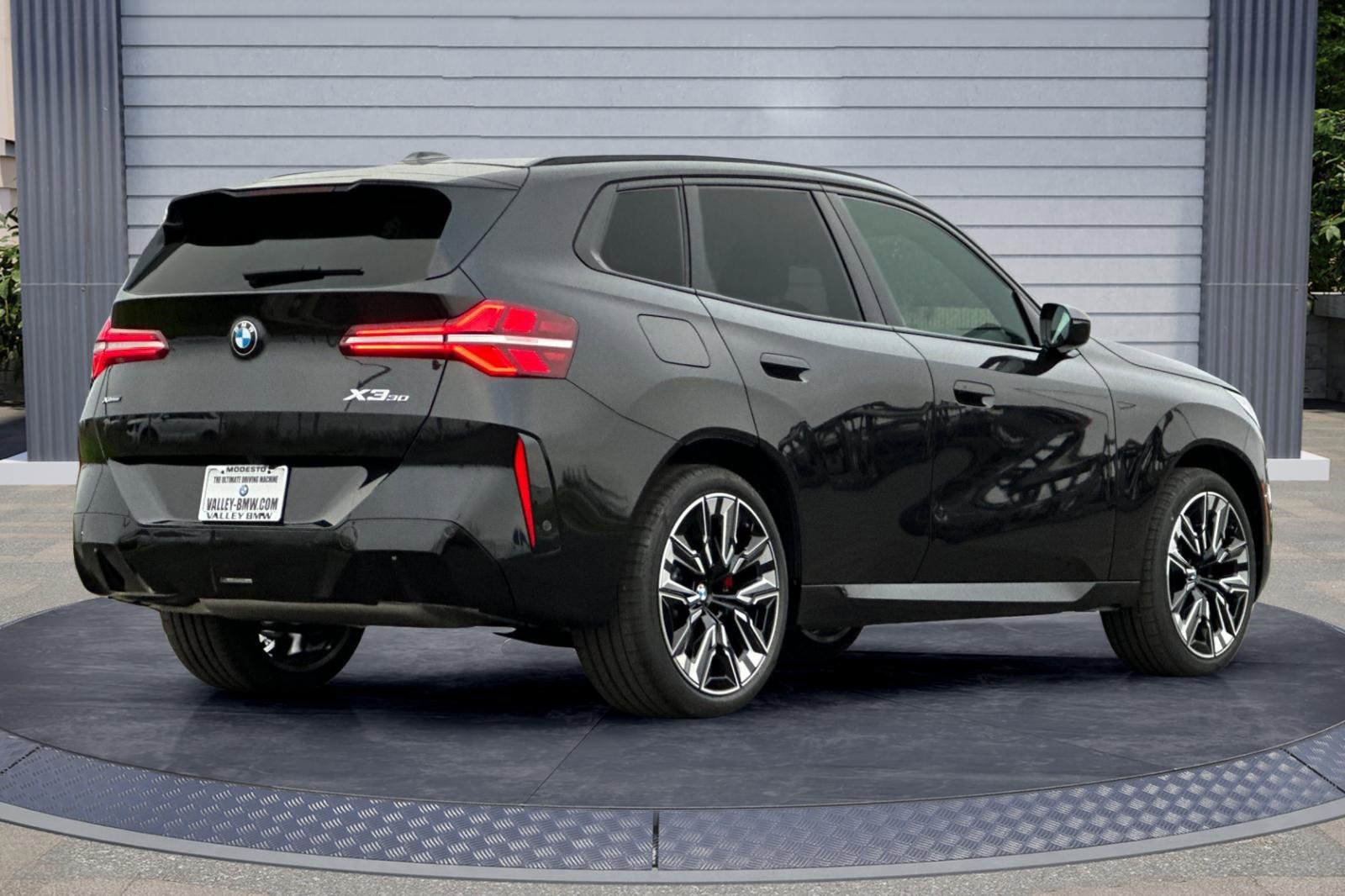 New 2026 BMW X3 xDrive30 w/ M Sport Package image 4