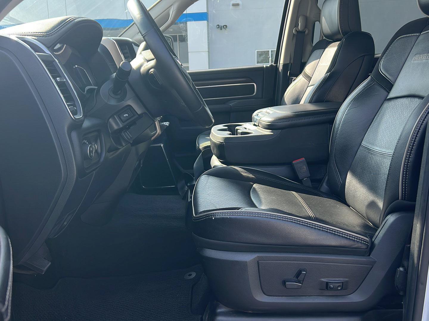 Used 2024 RAM 2500 Laramie AWD/4WD image 14