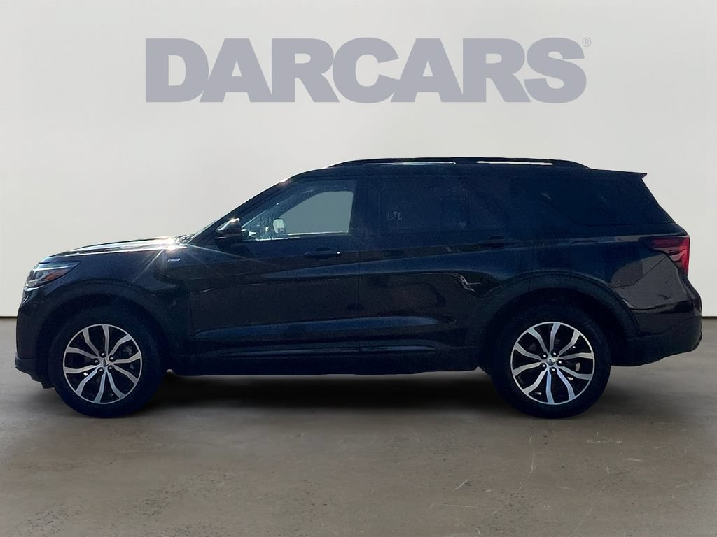 Used 2025 Ford Explorer ST-Line AWD/4WD image 4