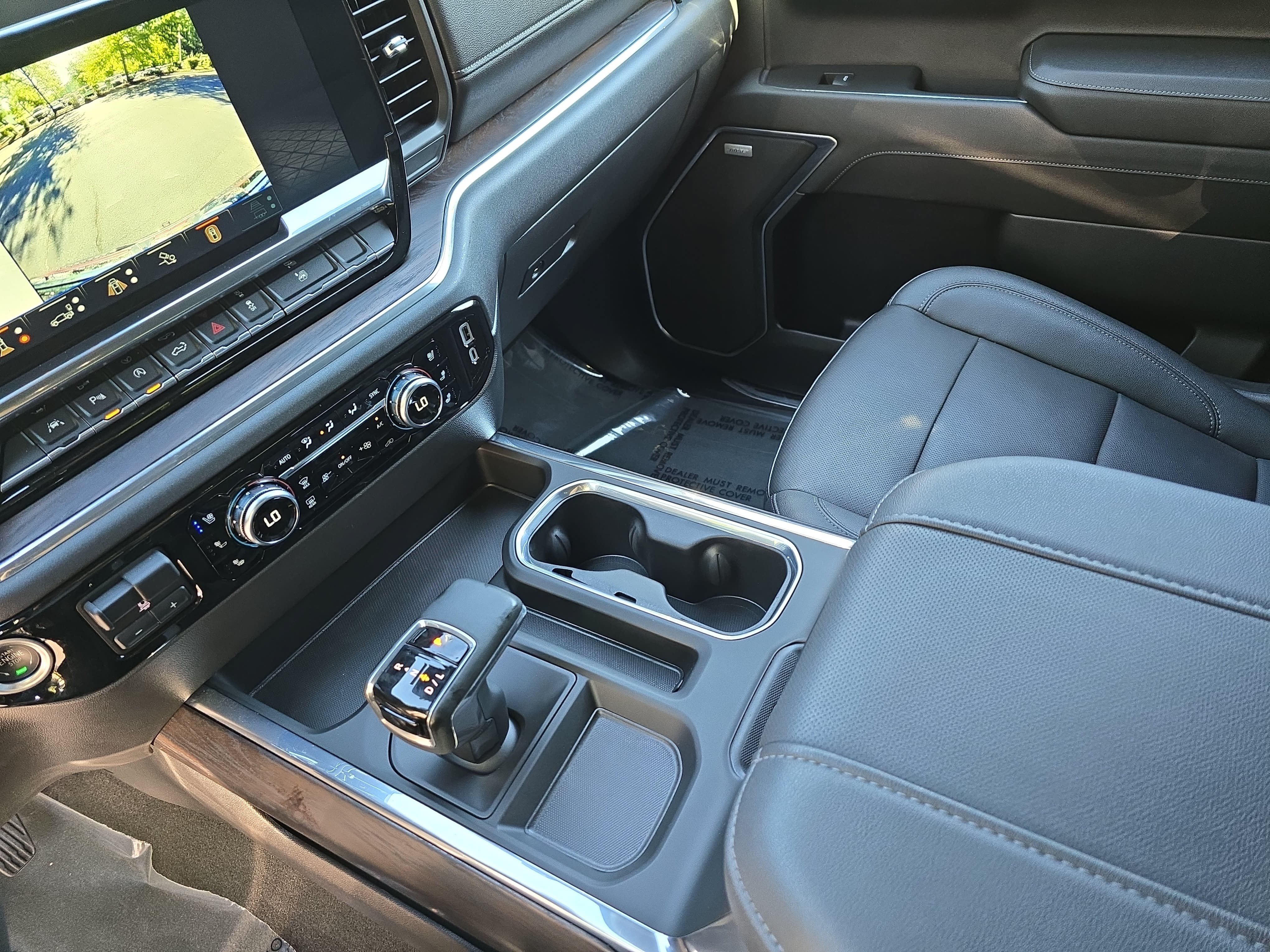 Used 2024 GMC Sierra 1500 SLT w/ SLT Premium Plus Package AWD/4WD image 23