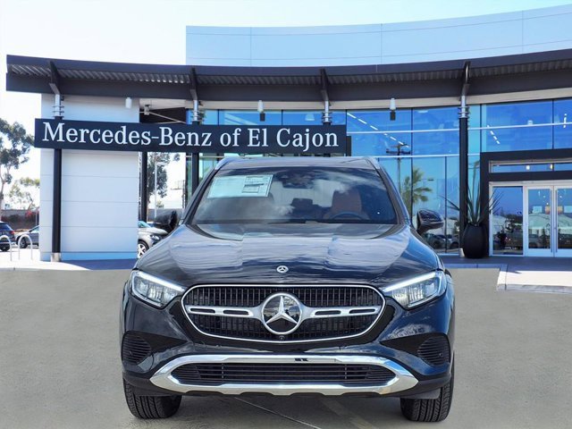 New 2026 Mercedes-Benz GLC 300 image 2