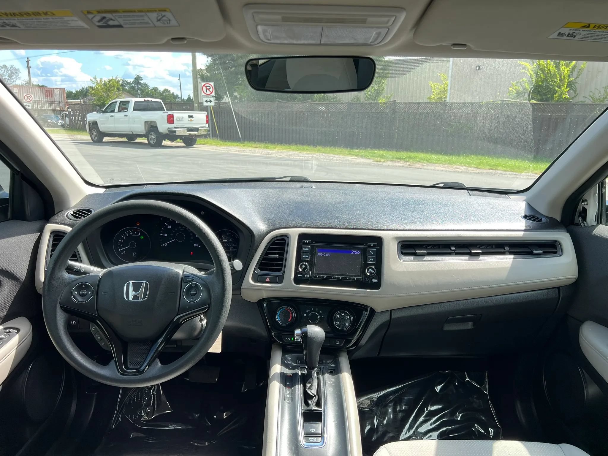 Used 2022 Honda HR-V LX image 20