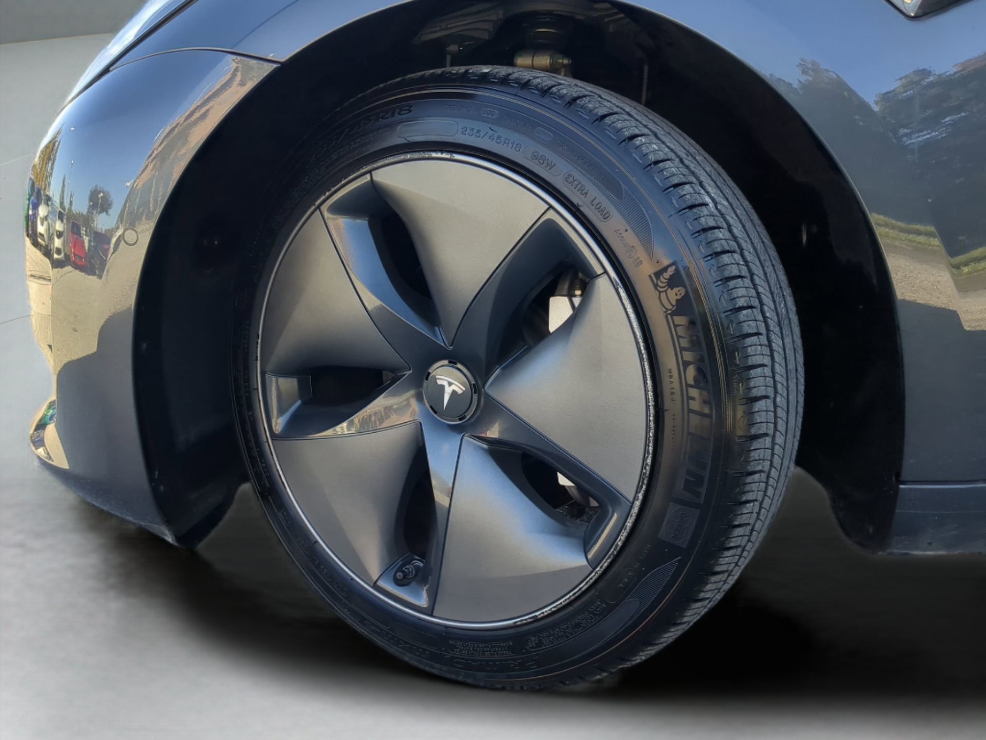 Used 2018 Tesla Model 3 Long Range image 61