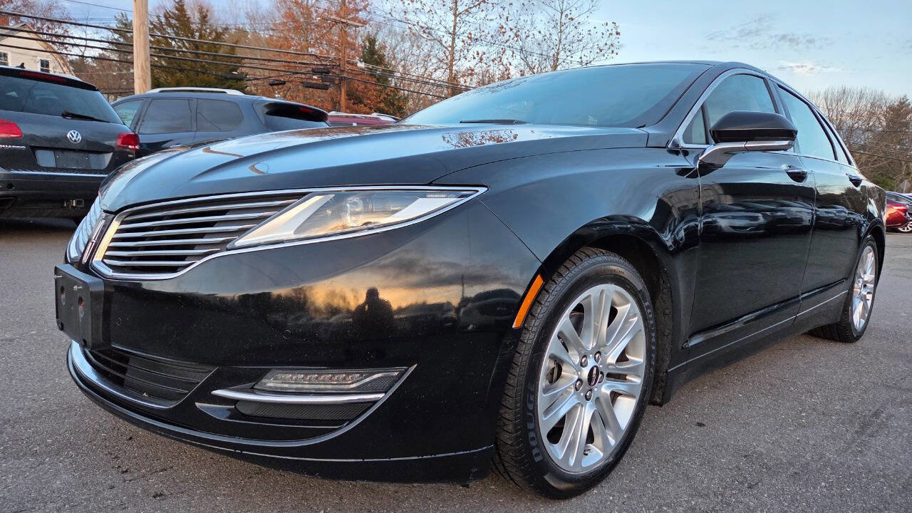 Used 2016 Lincoln MKZ AWD w/ Technology Package image 5