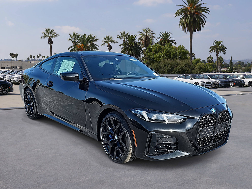 New 2026 BMW 430i Coupe w/ M Sport Package RWD image 3