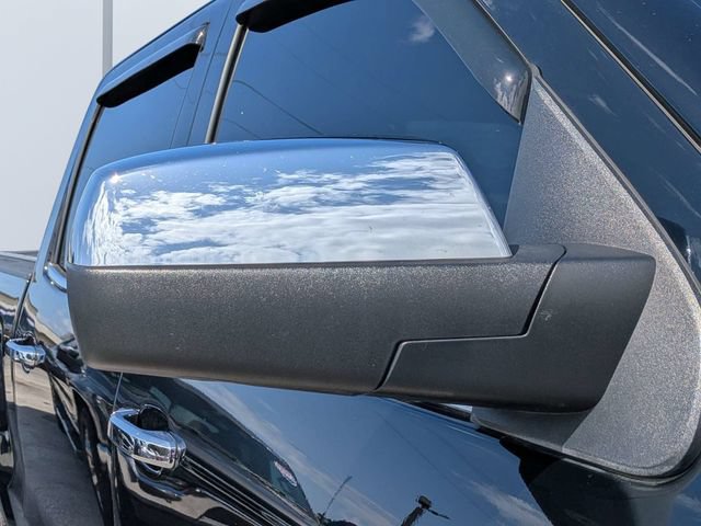 Used 2018 Chevrolet Silverado 1500 High Country RWD image 11