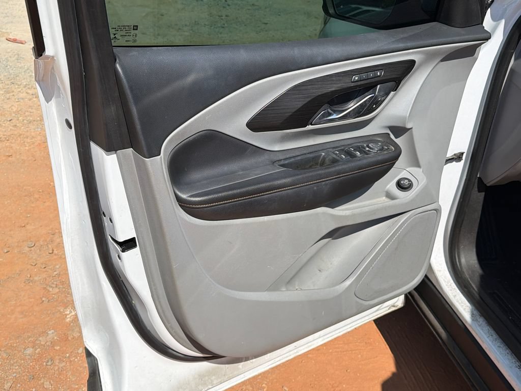 Used 2020 GMC Terrain SLT w/ Preferred Package FWD image 10