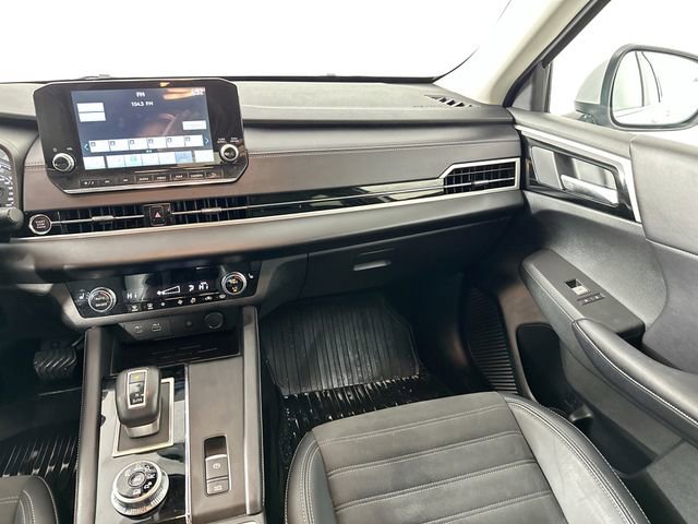 Used 2024 Mitsubishi Outlander SE image 26