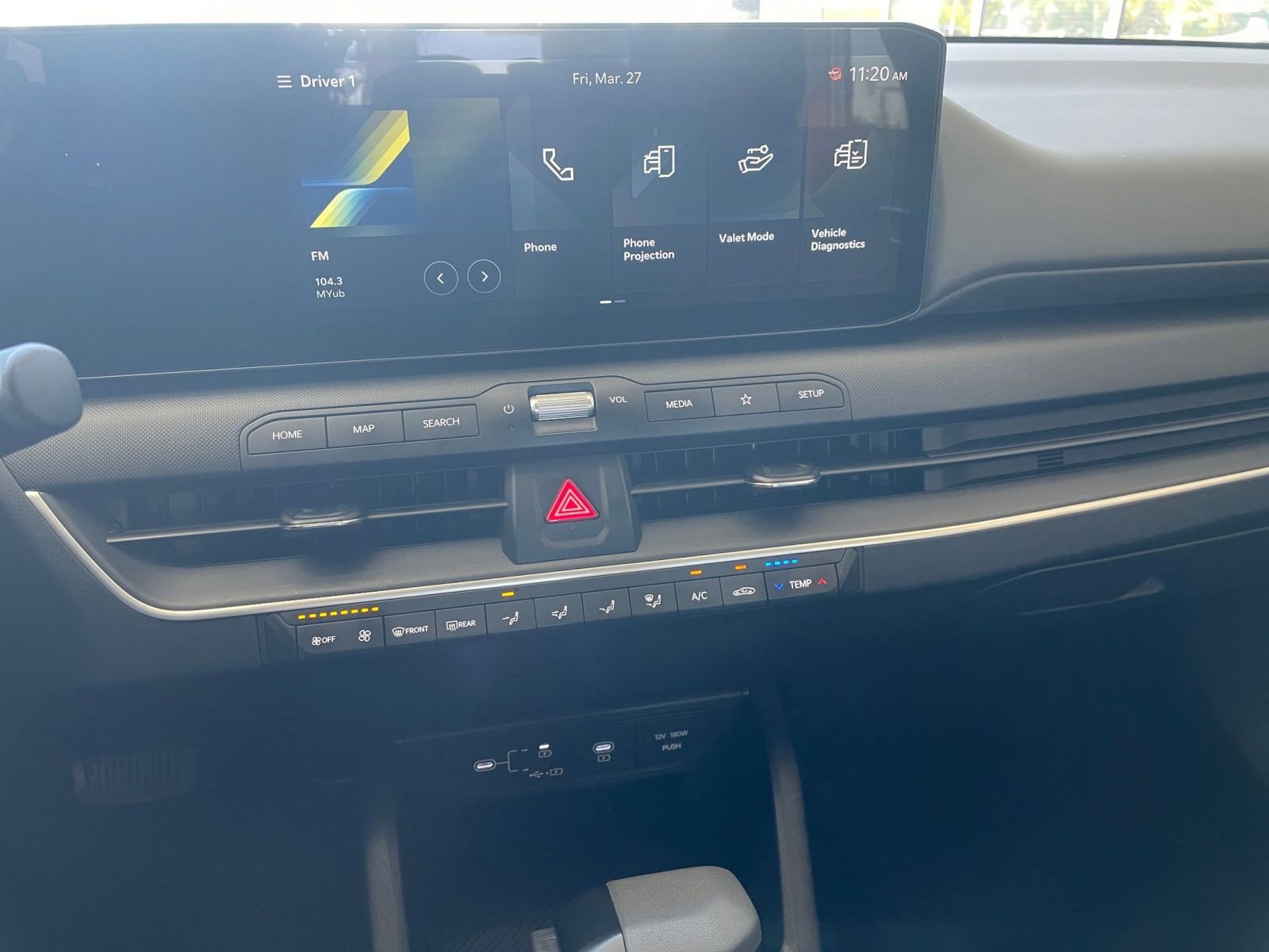 Used 2025 Kia K4 LXS image 17