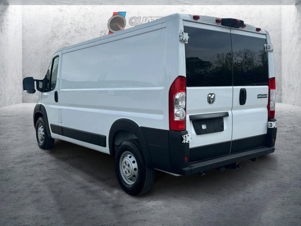 Used 2023 RAM ProMaster 2500 FWD image 3