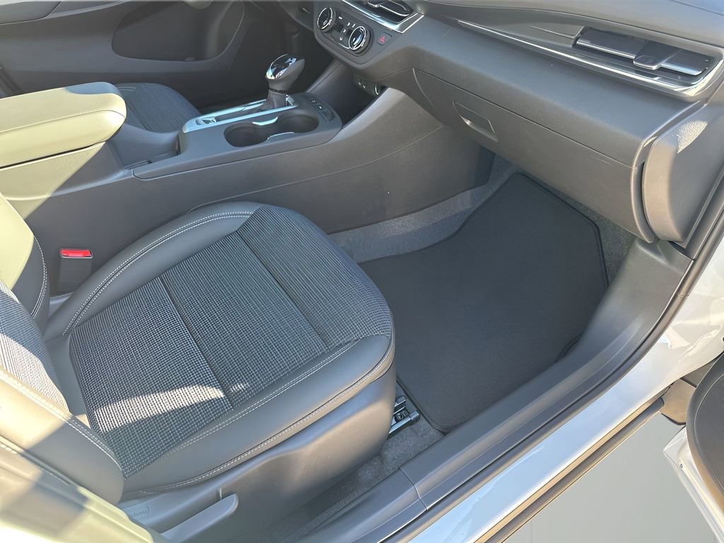 New 2026 Buick Envista Preferred image 16