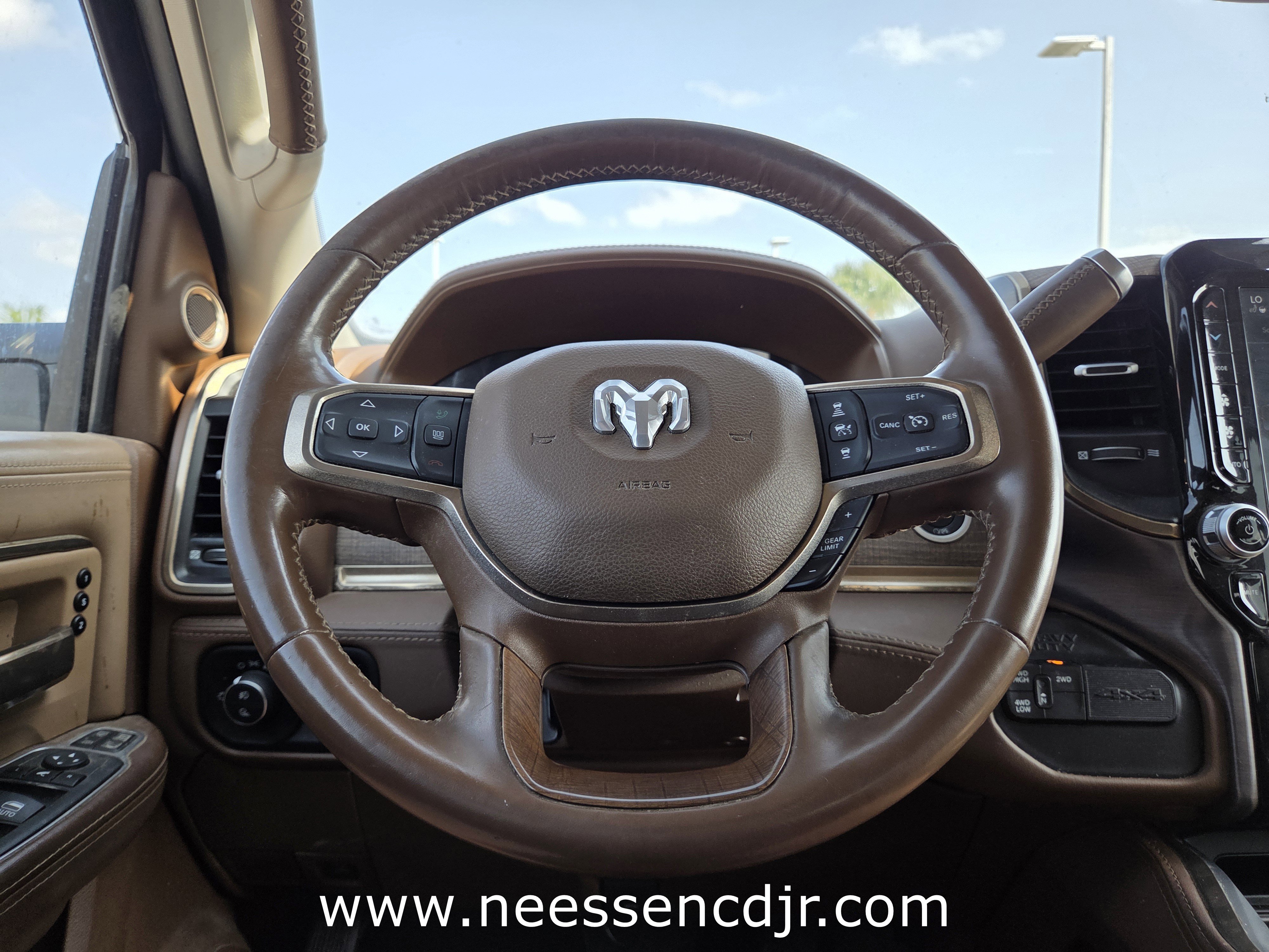 Used 2024 RAM 3500 Limited w/ Safety Group image 10