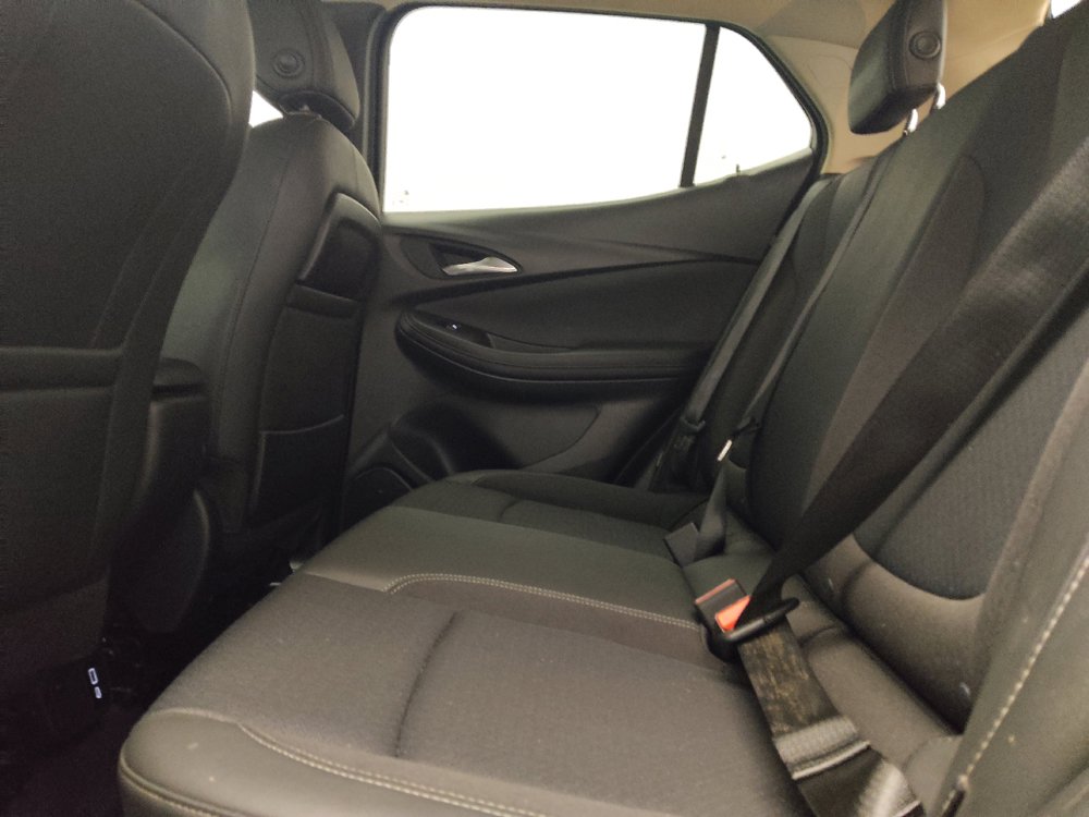 Used 2021 Buick Encore GX Preferred w/ Sport Touring Package FWD image 18