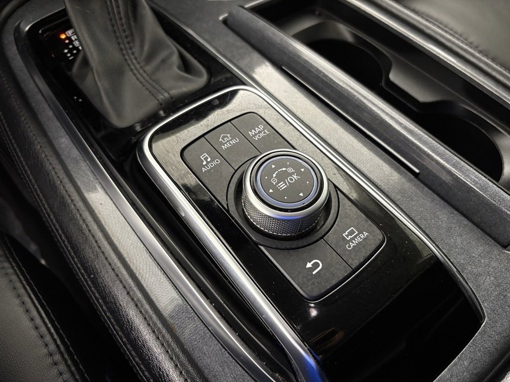 Used 2023 Nissan Armada SV image 31