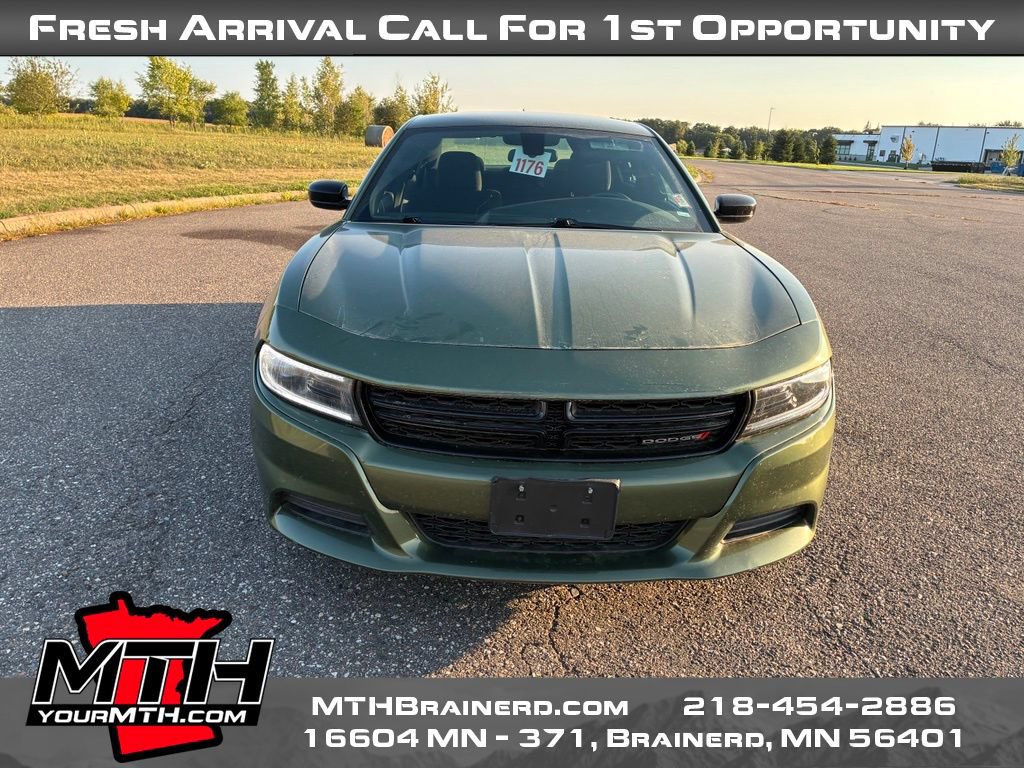 Used 2023 Dodge Charger SXT RWD image 3