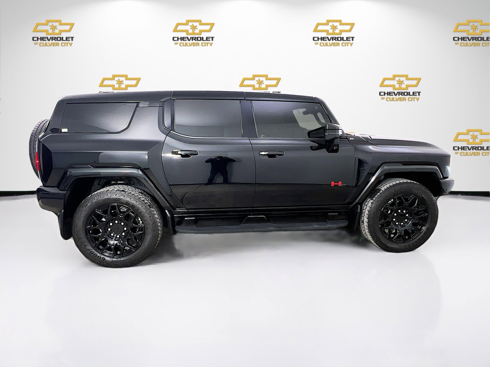 Used 2024 GMC Hummer EV 2X w/ LPO, Sport Package image 8