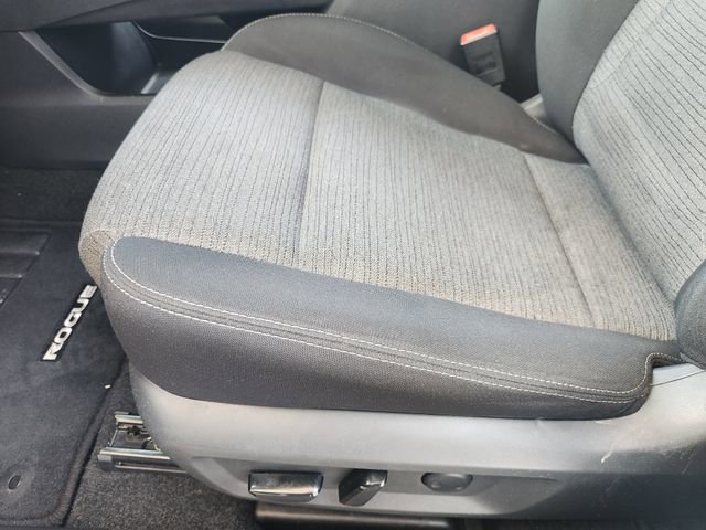 Certified 2023 Nissan Rogue SV image 18