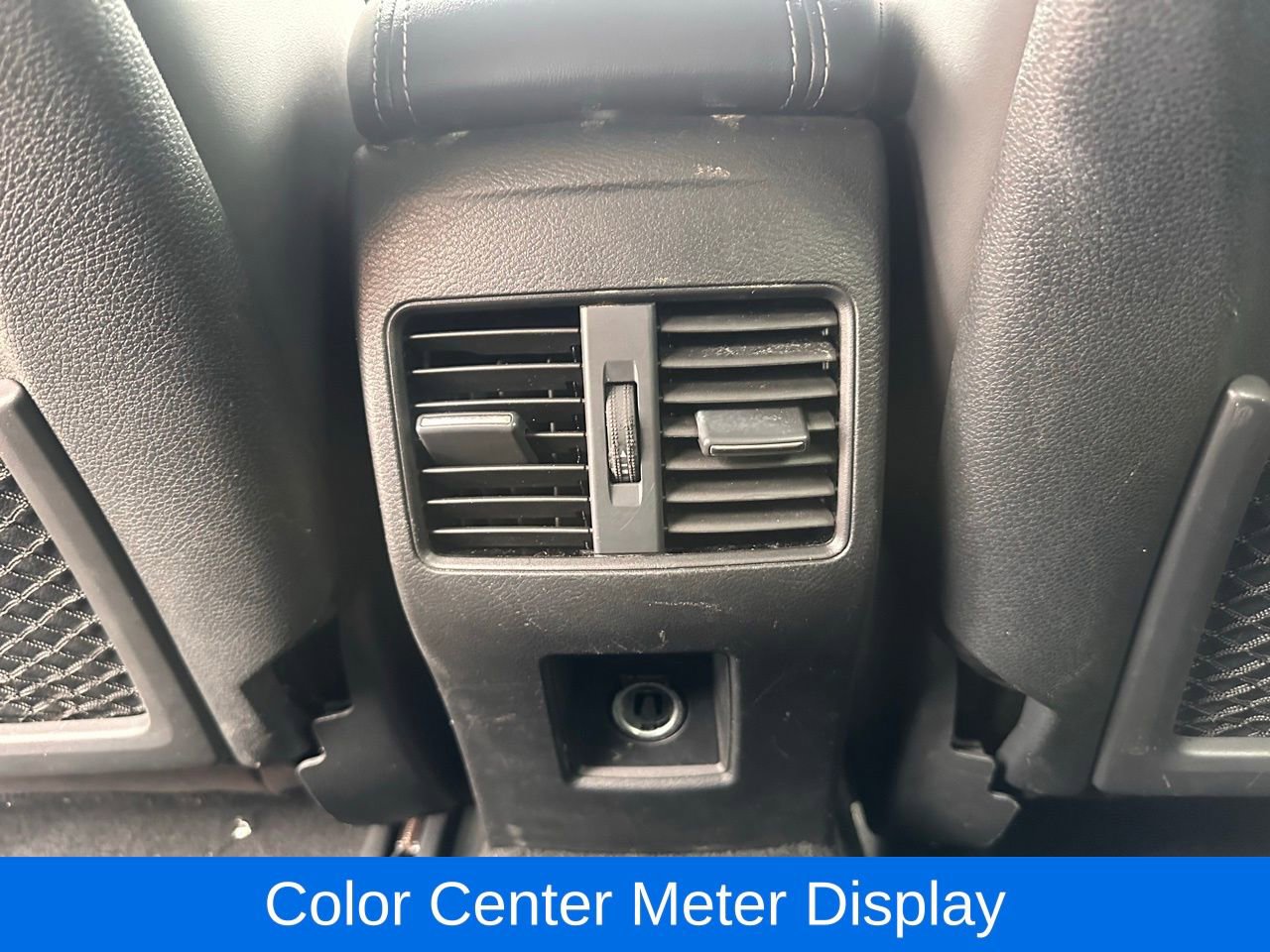 Used 2018 INFINITI QX30 Premium w/ Navigation Package image 15