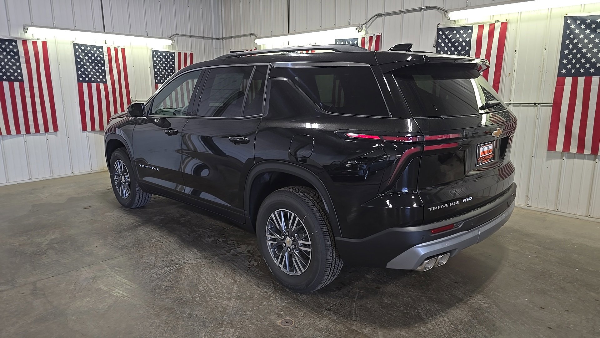 New 2026 Chevrolet Traverse LT image 2